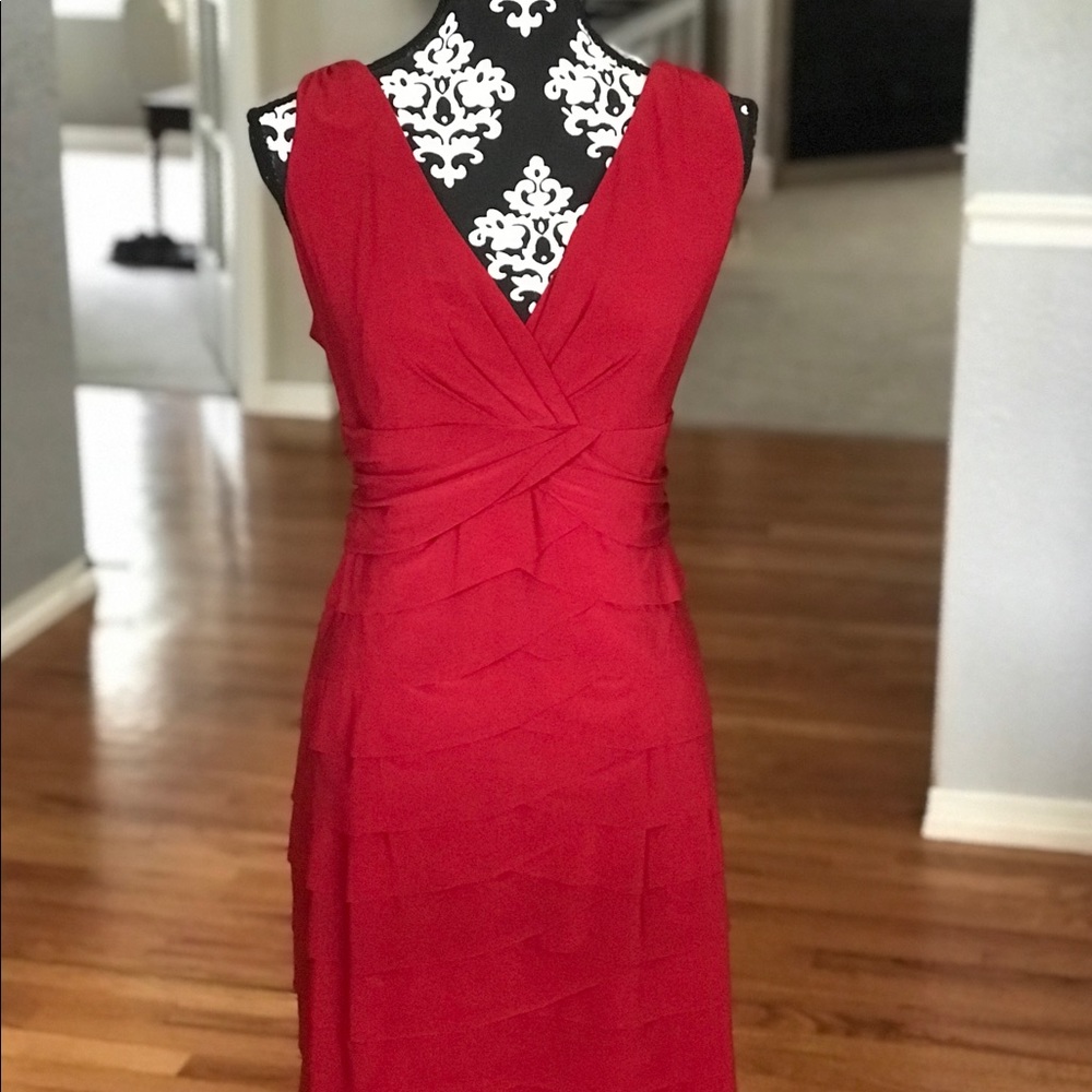 Sleeveless Semi-Formal Midi